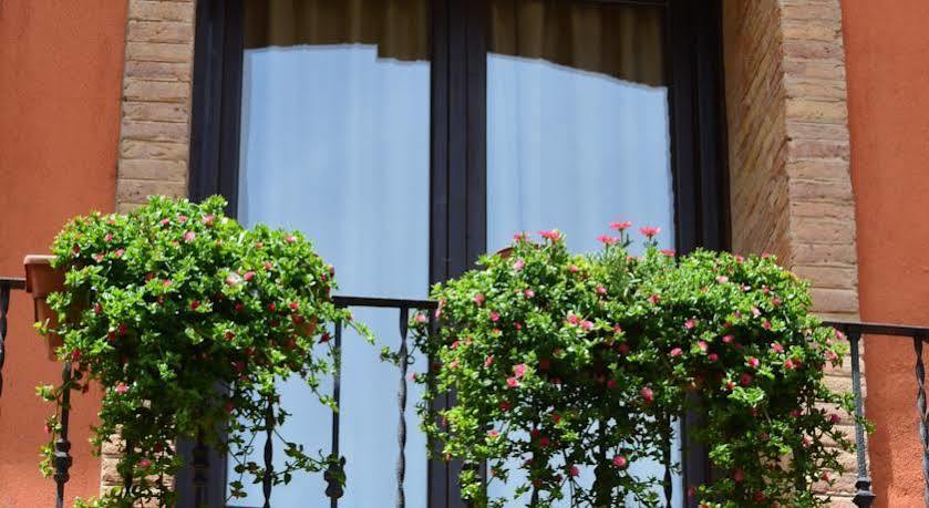 กาซา ปาลาเซียว เด โลส ซิติโอส Apartment ซาราโกซา ภายนอก รูปภาพ